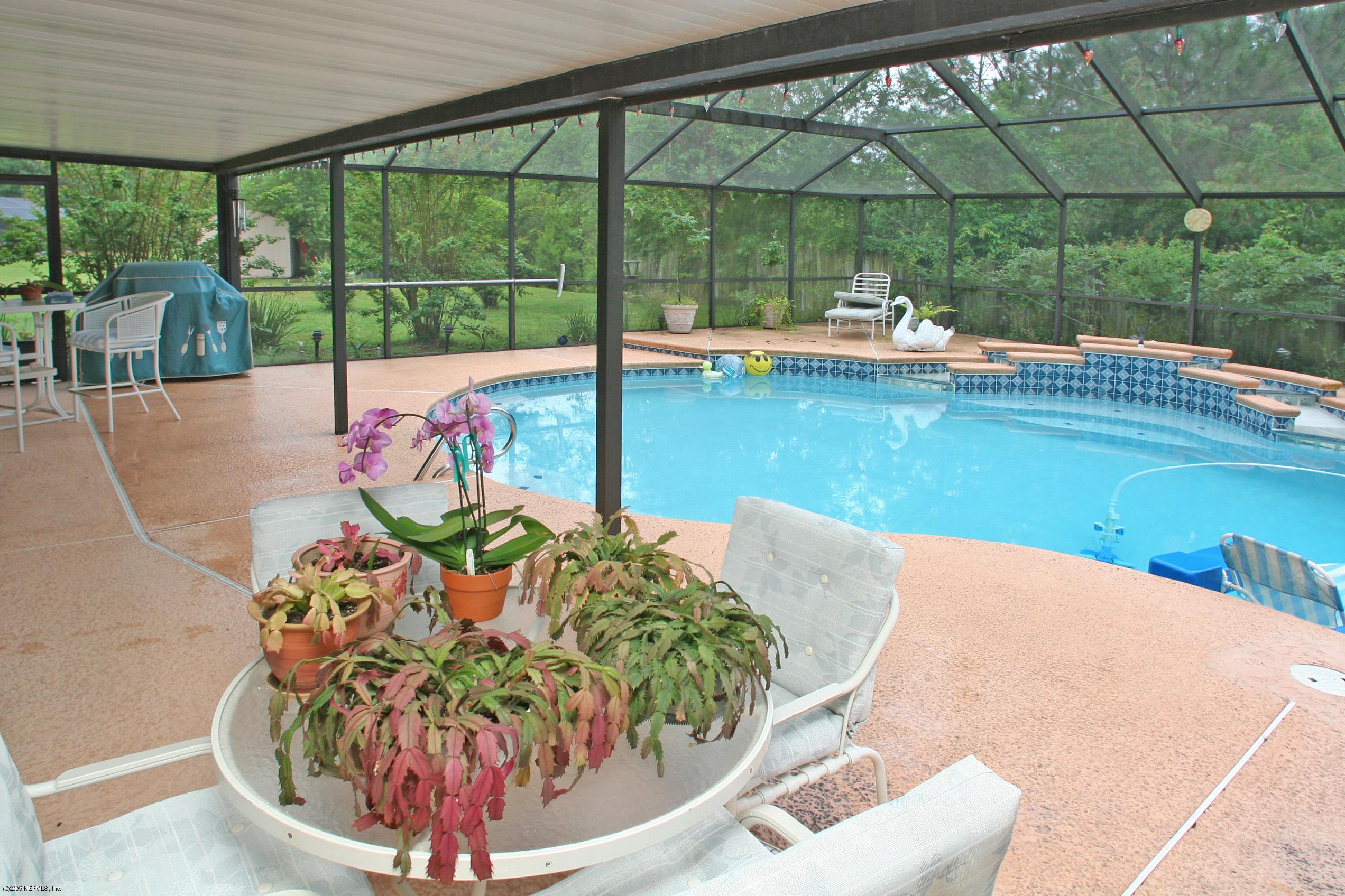 12650 Brady Road Jacksonville, FL 32223 - Photo 10 of 11 Patio