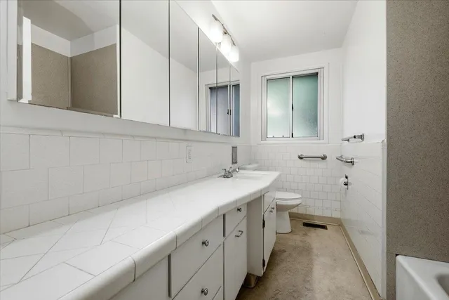 $4,995,000 | 643 Jay Street, Los Altos, CA 94022