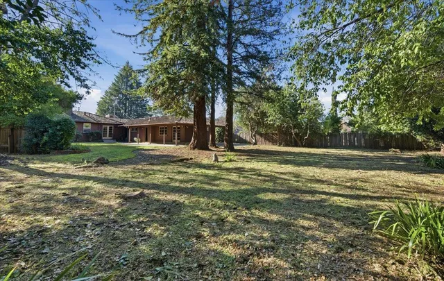 $4,995,000 | 643 Jay Street, Los Altos, CA 94022