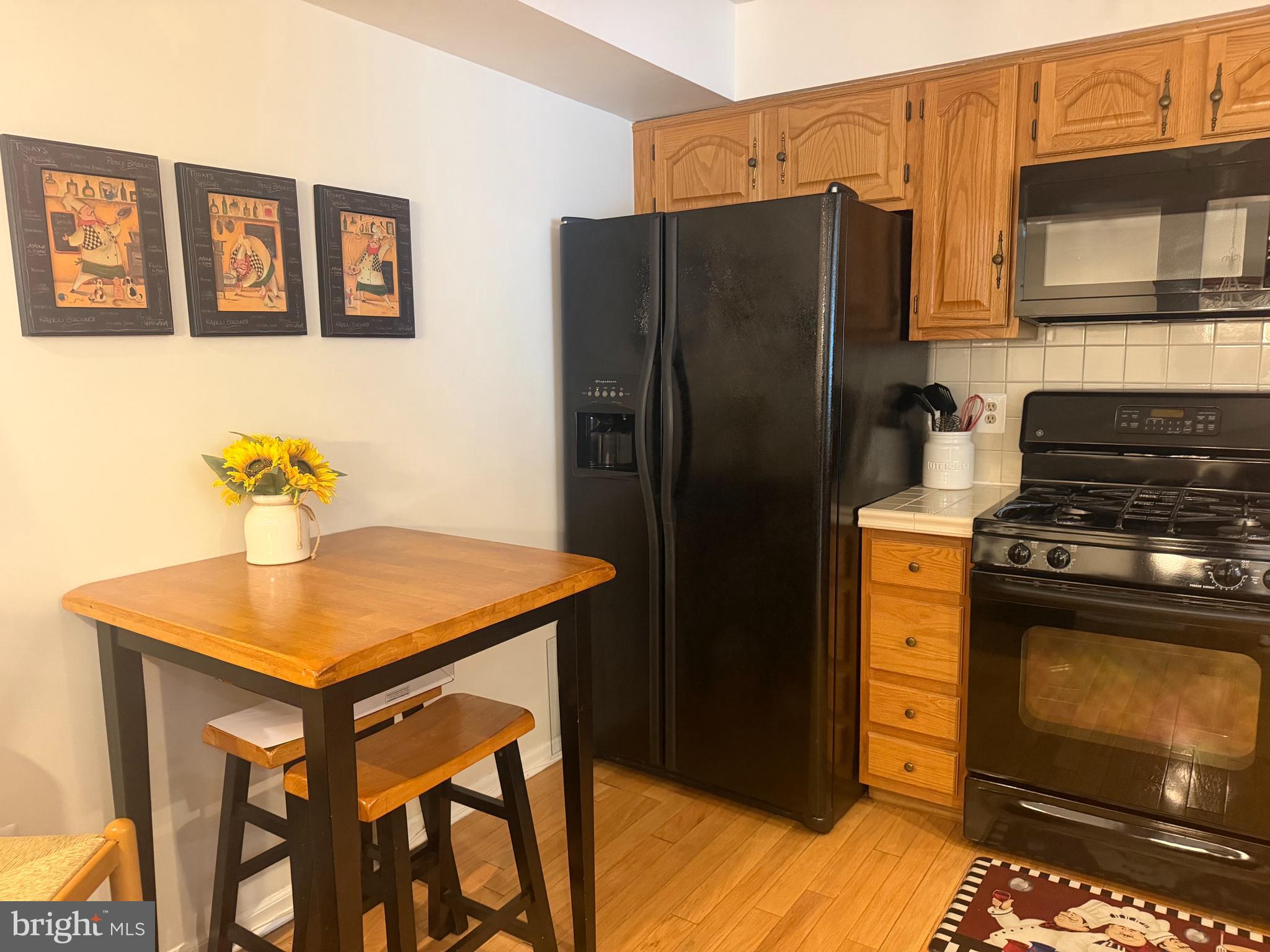 72303 Delaire Landing Road, Unit 303 Philadelphia, PA 19114 - Photo 7 of 16