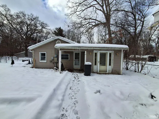 $129,000 | 26051 Lakeview Drive, Elkhart, IN 46514