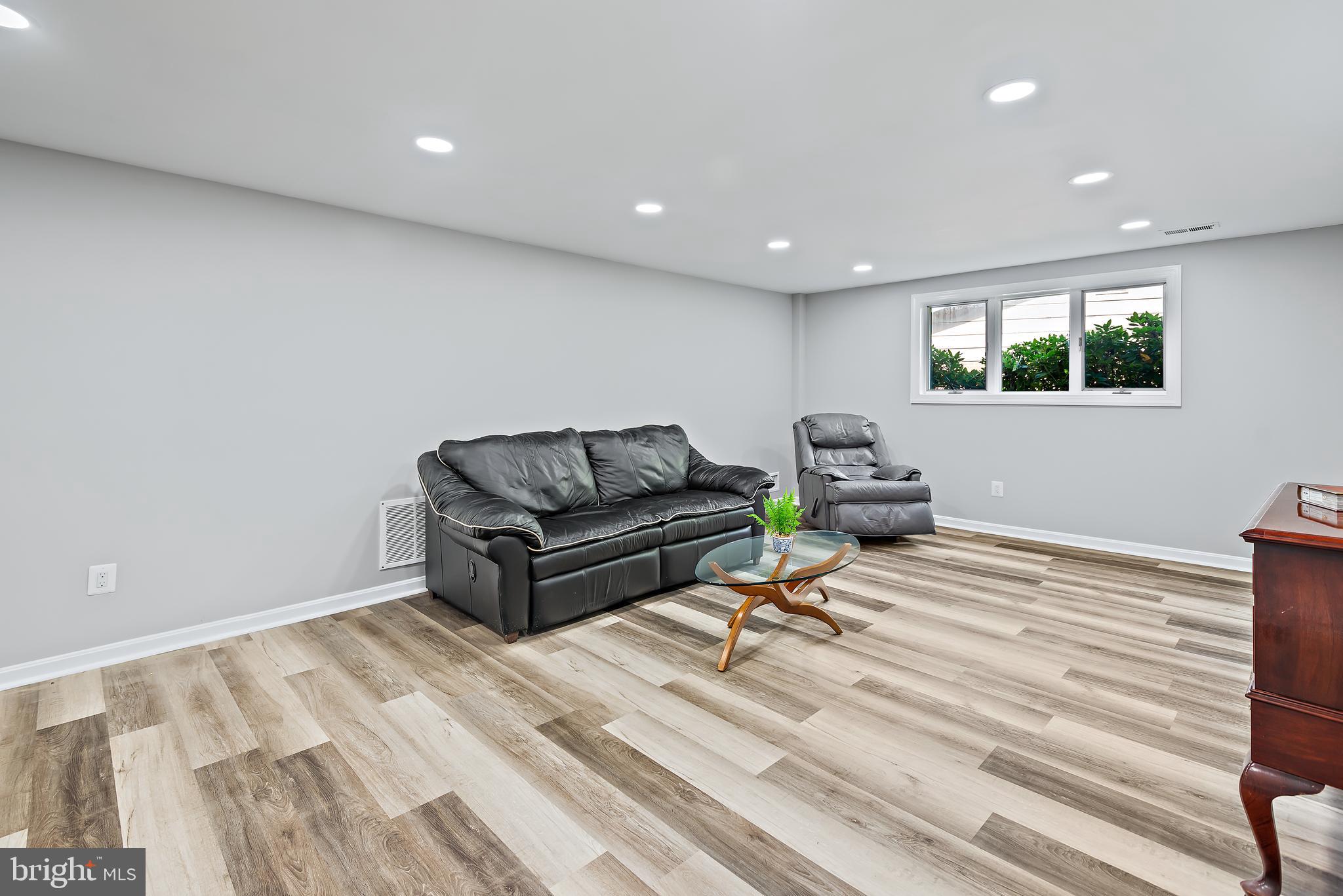 604 Kenbrook Drive Silver Spring, MD 20902 - Photo 46 of 63