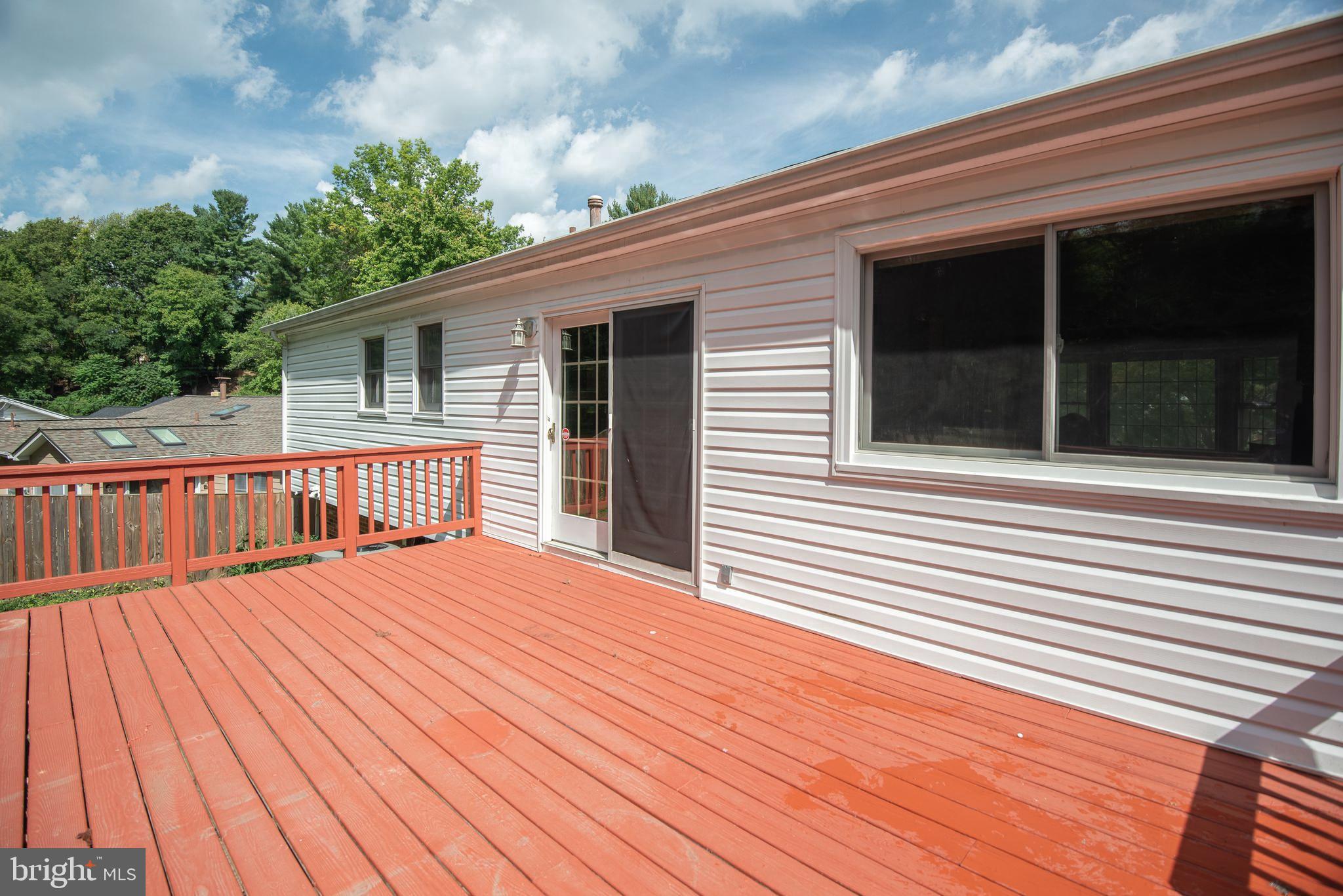 604 Kenbrook Drive Silver Spring, MD 20902 - Photo 5 of 63