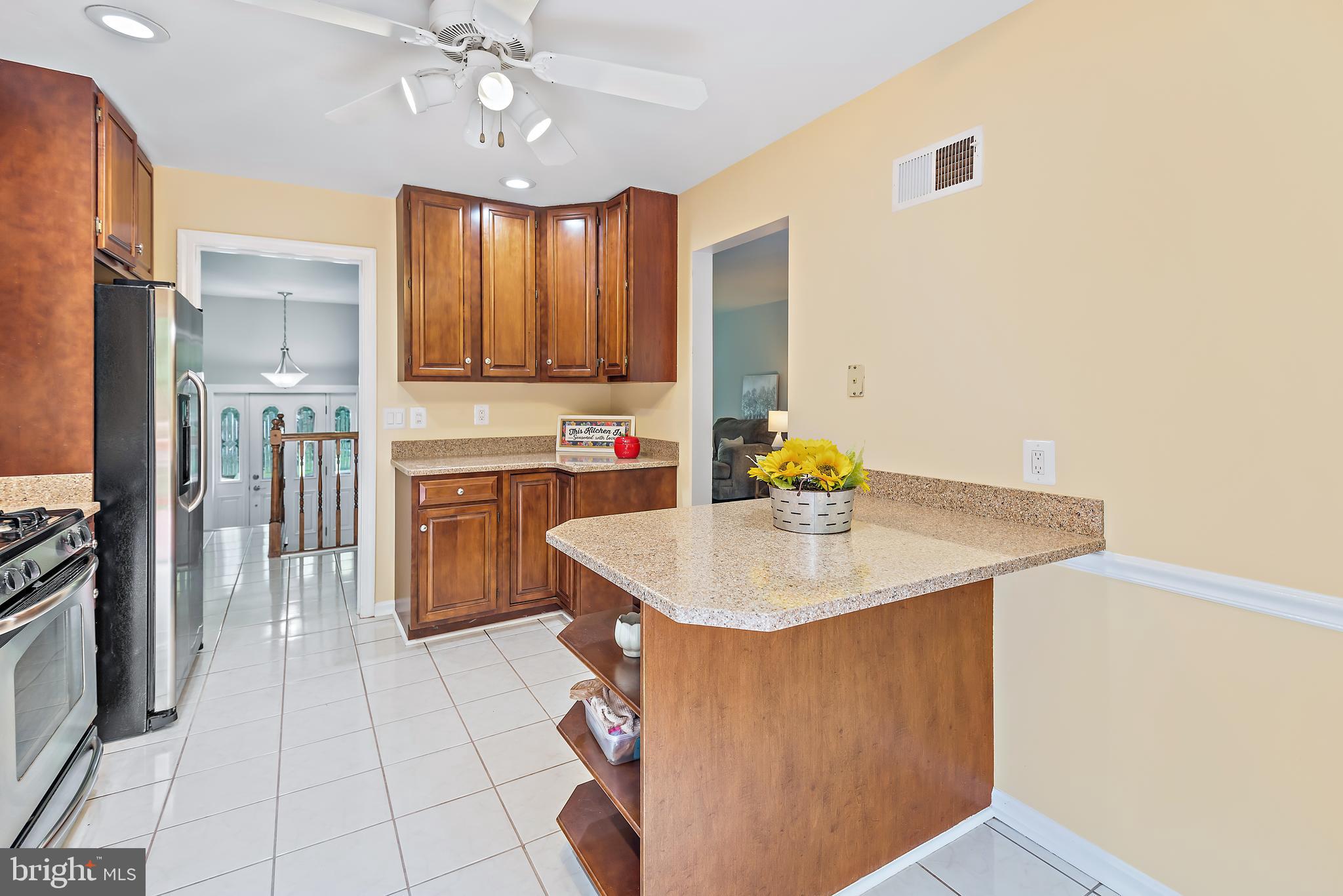 604 Kenbrook Drive Silver Spring, MD 20902 - Photo 10 of 63