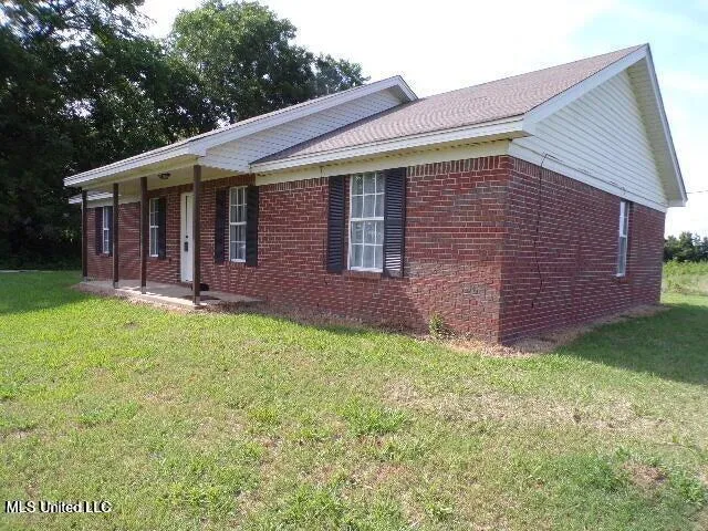 $138,500 | 5521 Dubbs Road, Dundee, MS 38626
