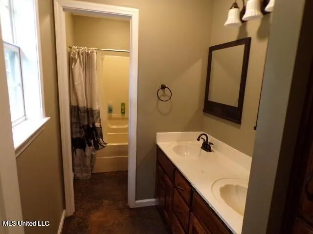 $138,500 | 5521 Dubbs Road, Dundee, MS 38626