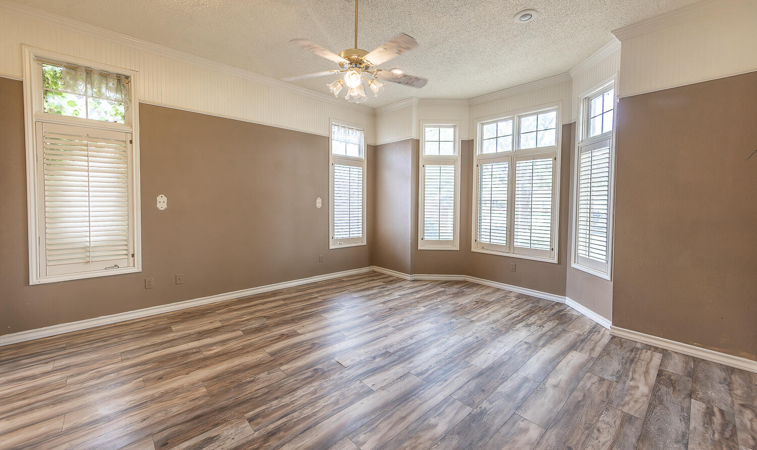 6711 3rd Street Lubbock, TX 79416 - Photo 11 of 29 2L9A5438