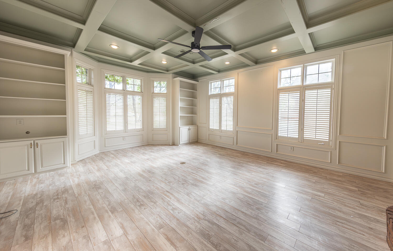 6711 3rd Street Lubbock, TX 79416 - Photo 7 of 29 2L9A5347