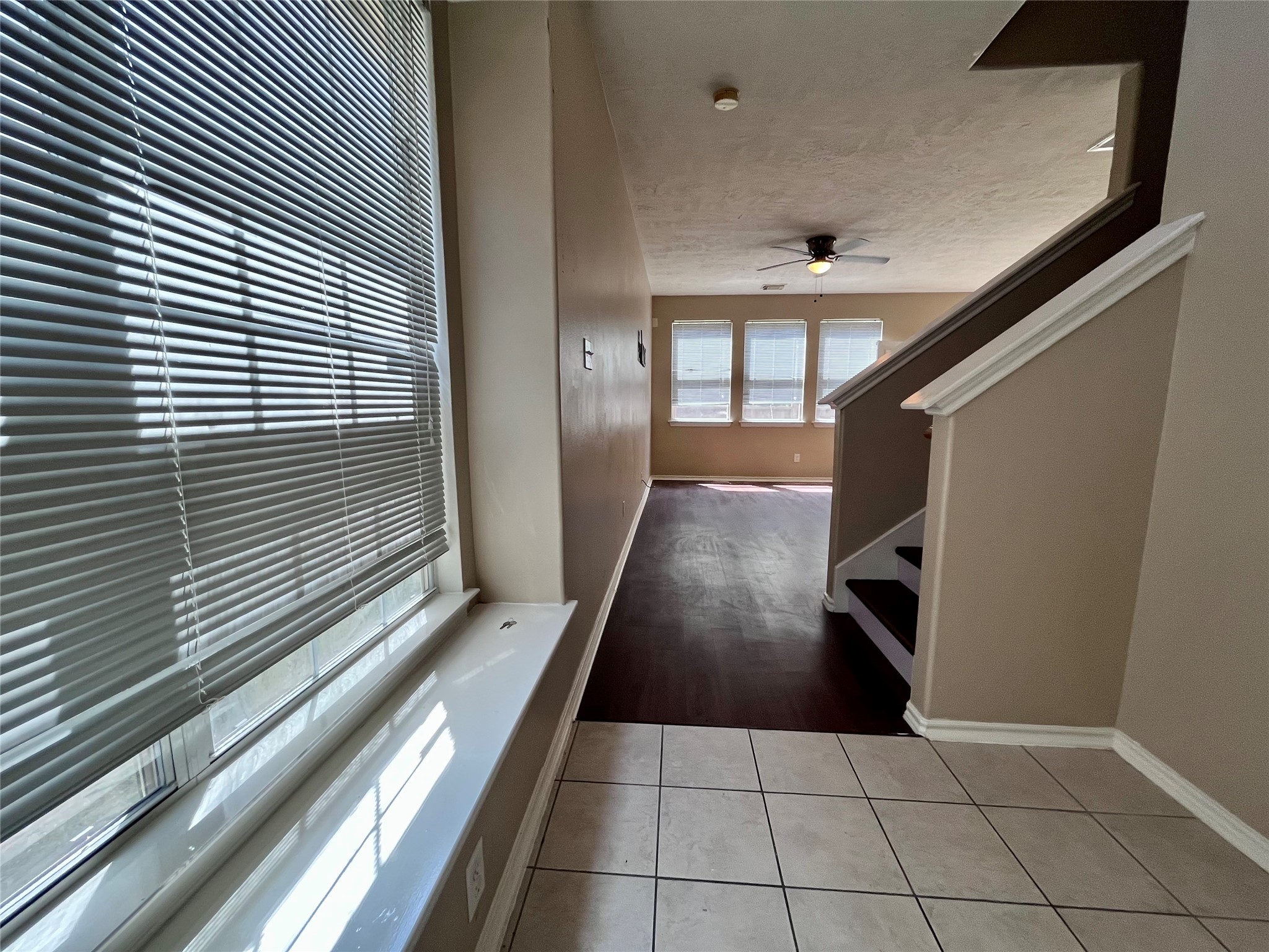 2811 Hackamore Hollow Lane Houston, TX 77014 - Photo 2 of 24