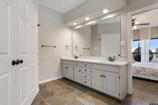 $1,350,000 | 18248 Lakeside Drive, Flint, TX 75762