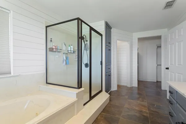 $1,350,000 | 18248 Lakeside Drive, Flint, TX 75762