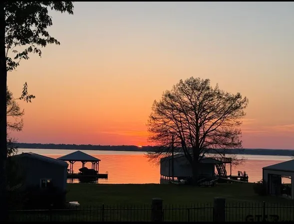 $1,350,000 | 18248 Lakeside Drive, Flint, TX 75762