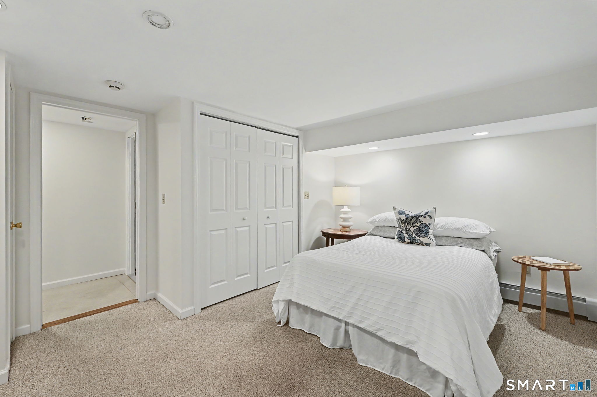 31 Splitrock Road Norwalk, CT 06854 - Photo 32 of 40 Gallery Image 32