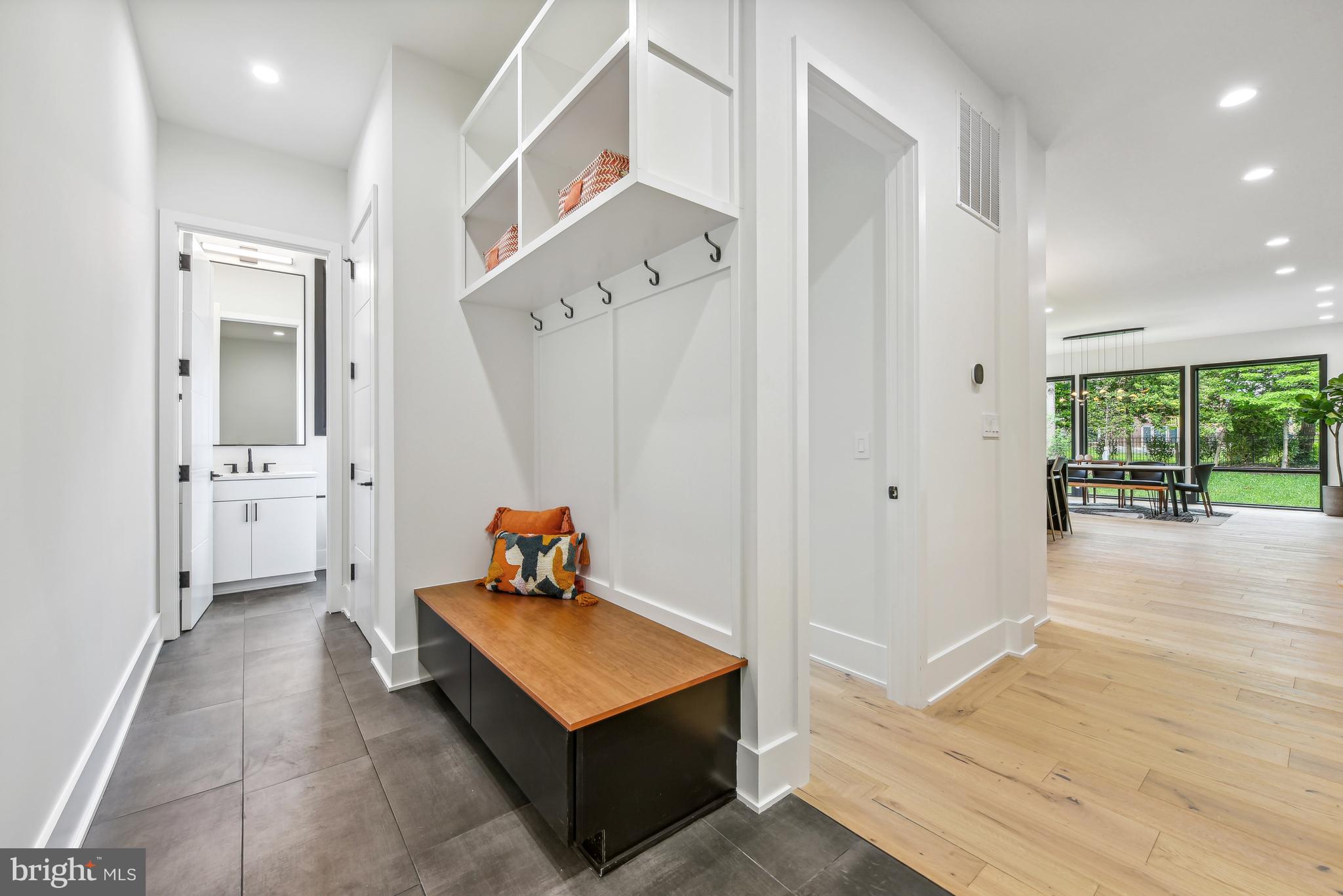 7102 Capitol View Drive McLean, VA 22101 - Photo 18 of 40 a room with table and workspace