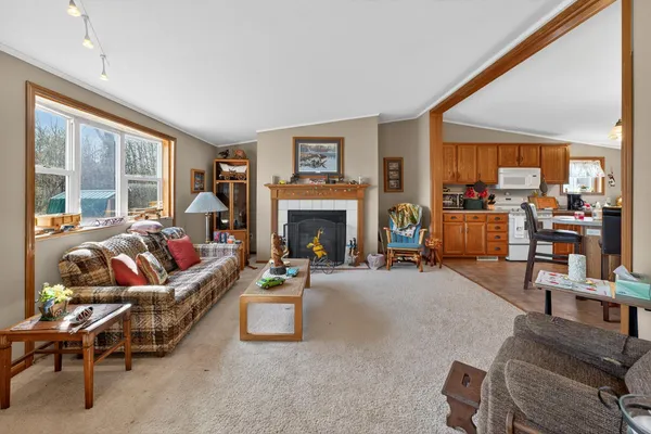 $385,000 | 11574 Highway 70, Pine City, MN 55063