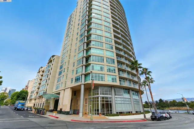 $399,000 | 1 Lakeside Drive, Unit 1006, Oakland, CA 94612