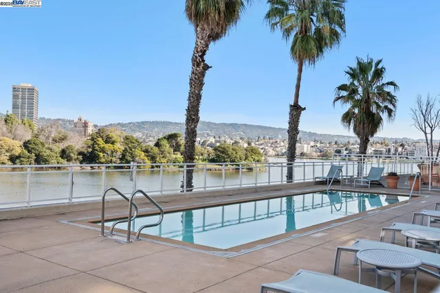 $399,000 | 1 Lakeside Drive, Unit 1006, Oakland, CA 94612