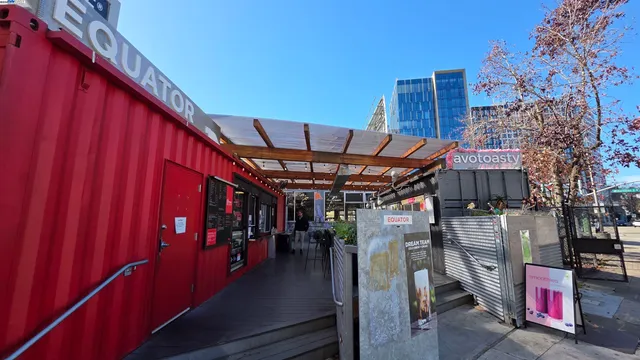 $399,000 | 1 Lakeside Drive, Unit 1006, Oakland, CA 94612