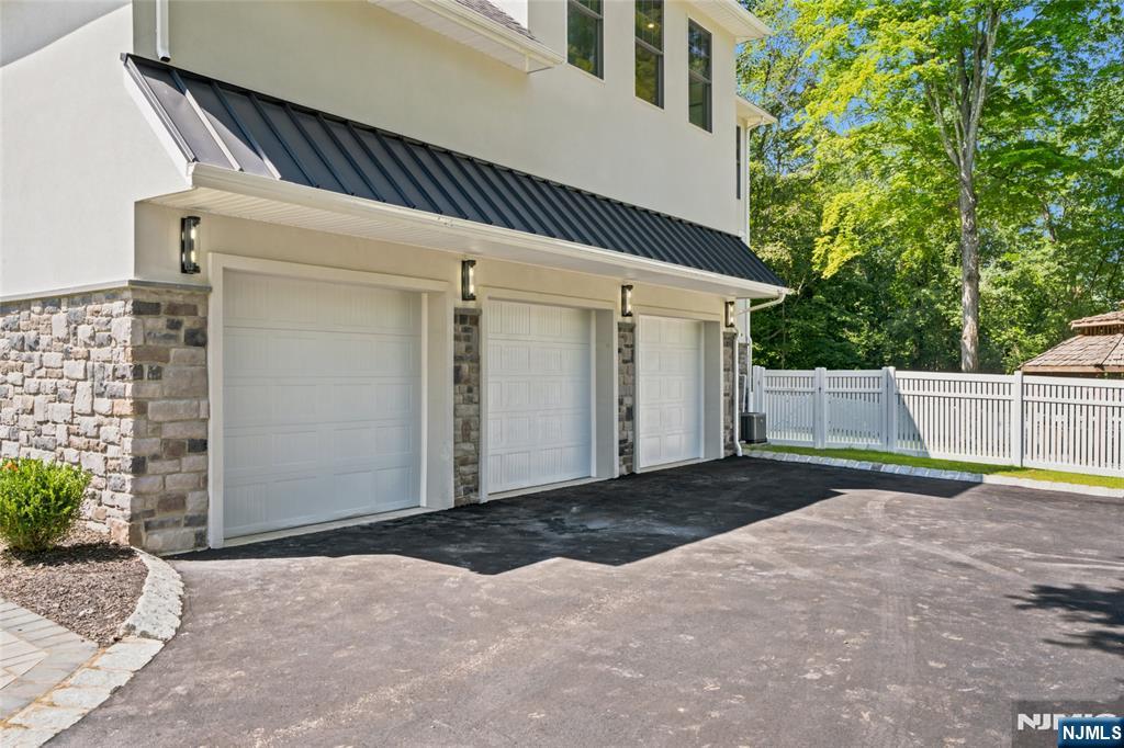 62 Wynnewood Road Livingston, NJ 07039 - Photo 44 of 47