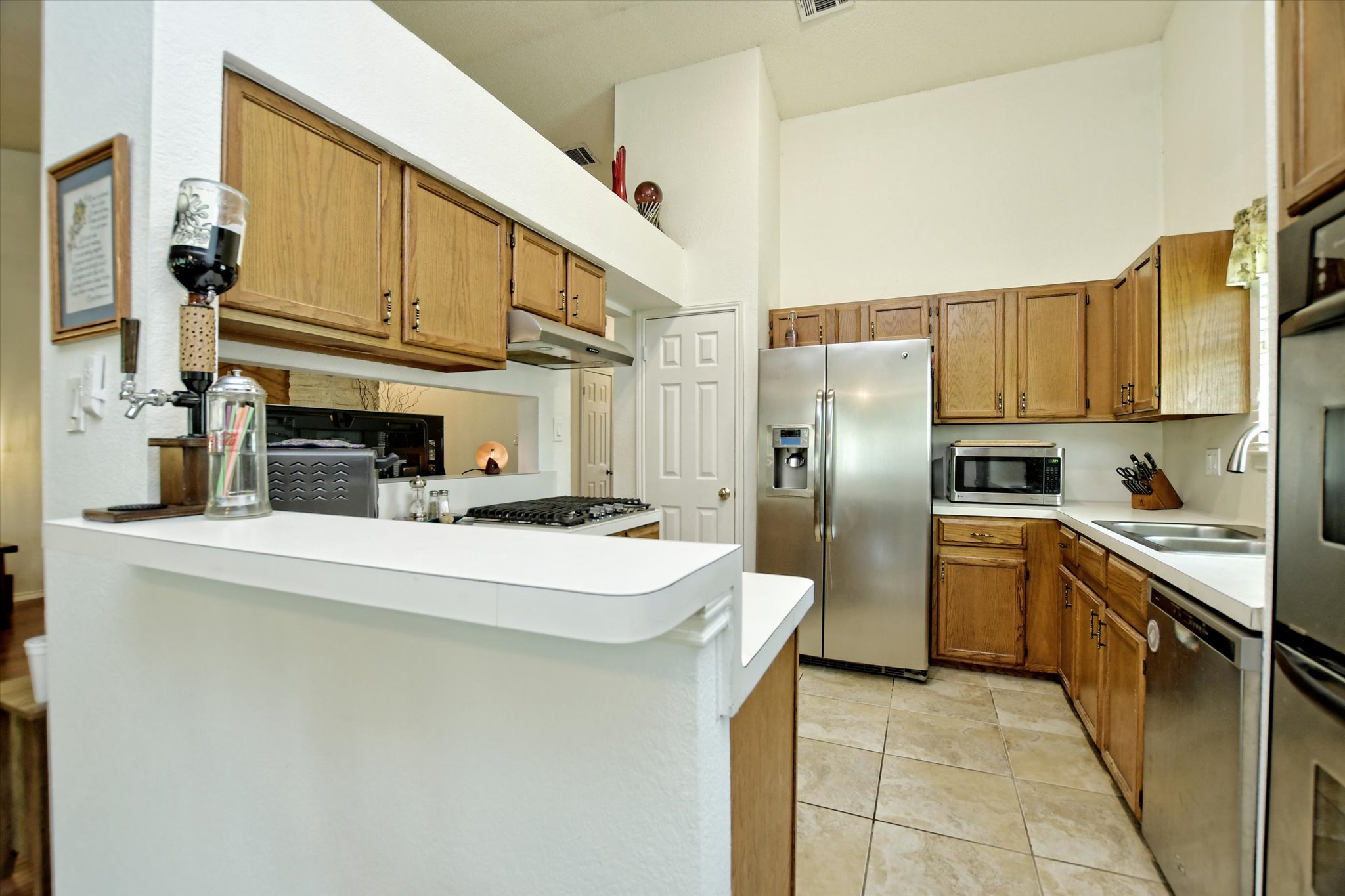 1002 West Noton Street Pflugerville, TX 78660 - Photo 12 of 32 Stainless steel appliances in the kitchen