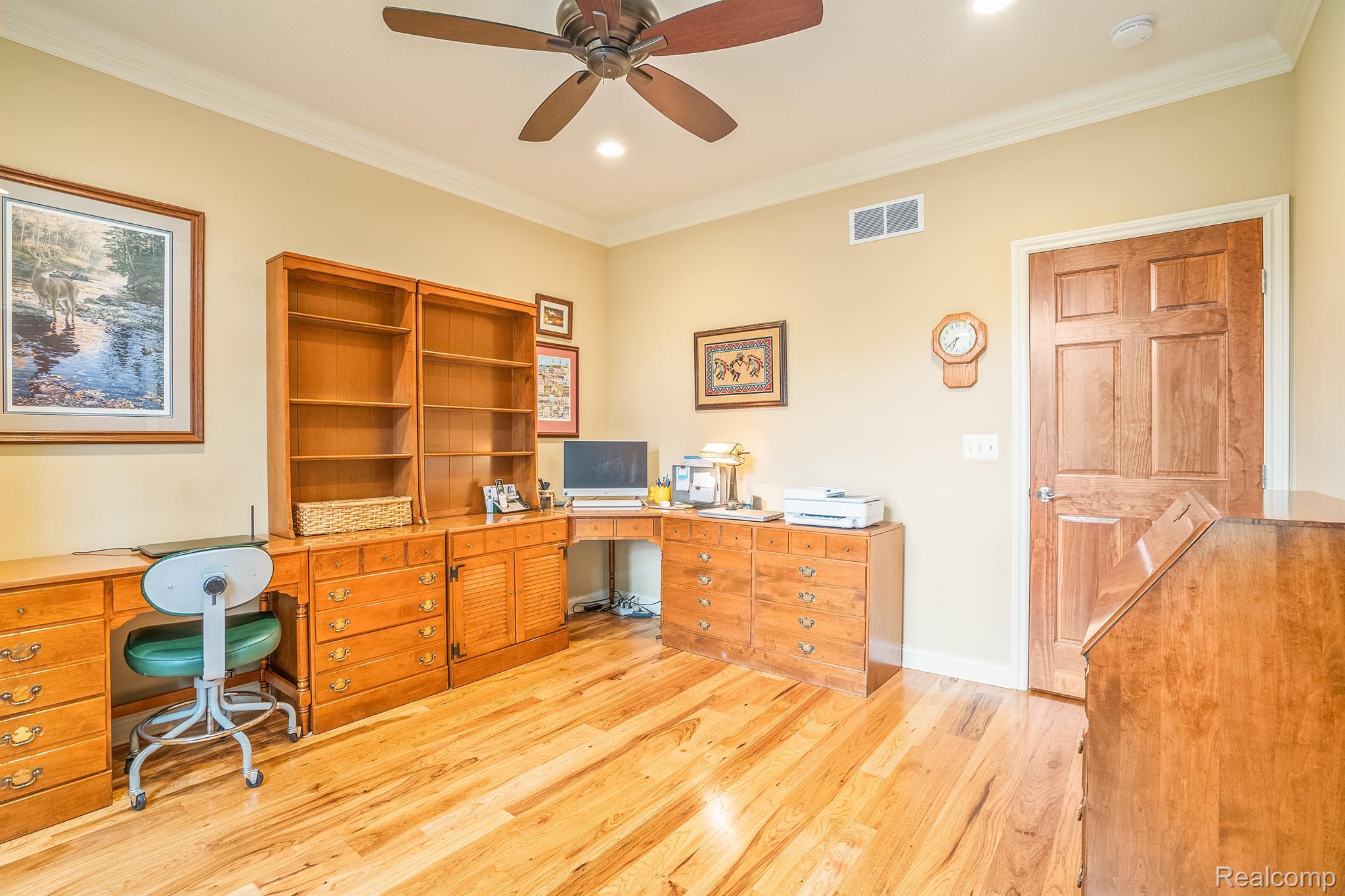 47185 Denton Road Belleville, MI 48111 - Photo 21 of 55 Office/Bedroom First floor