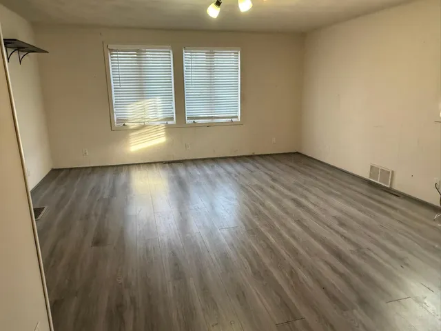 $174,900 | 238 Locust Avenue, Owatonna, MN 55060