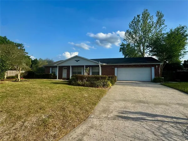 $395,000 | 1709 Sakura Drive, Valrico, FL 33596