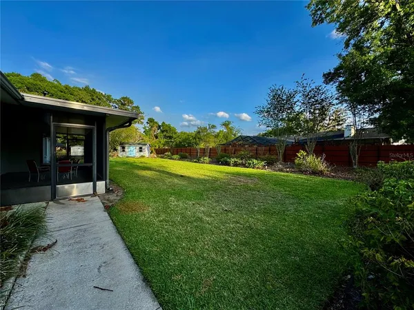 $395,000 | 1709 Sakura Drive, Valrico, FL 33596