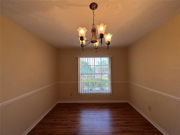 $395,000 | 1709 Sakura Drive, Valrico, FL 33596