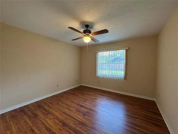 $395,000 | 1709 Sakura Drive, Valrico, FL 33596