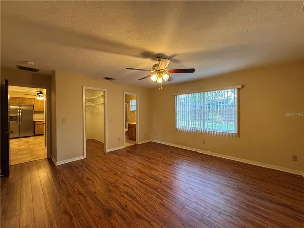 $395,000 | 1709 Sakura Drive, Valrico, FL 33596