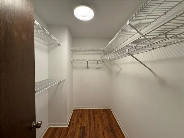 $395,000 | 1709 Sakura Drive, Valrico, FL 33596