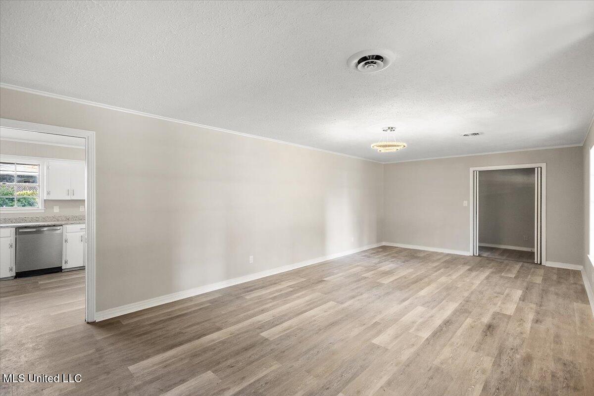 307 East 18th Street Yazoo City, MS 39194 - Photo 7 of 25 09-3HTP8823