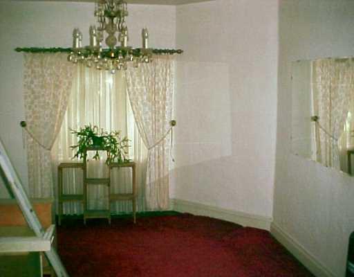 101 Rustic Avenue Pittsburgh, PA 15210 - Photo 5 of 8 Dining Room.