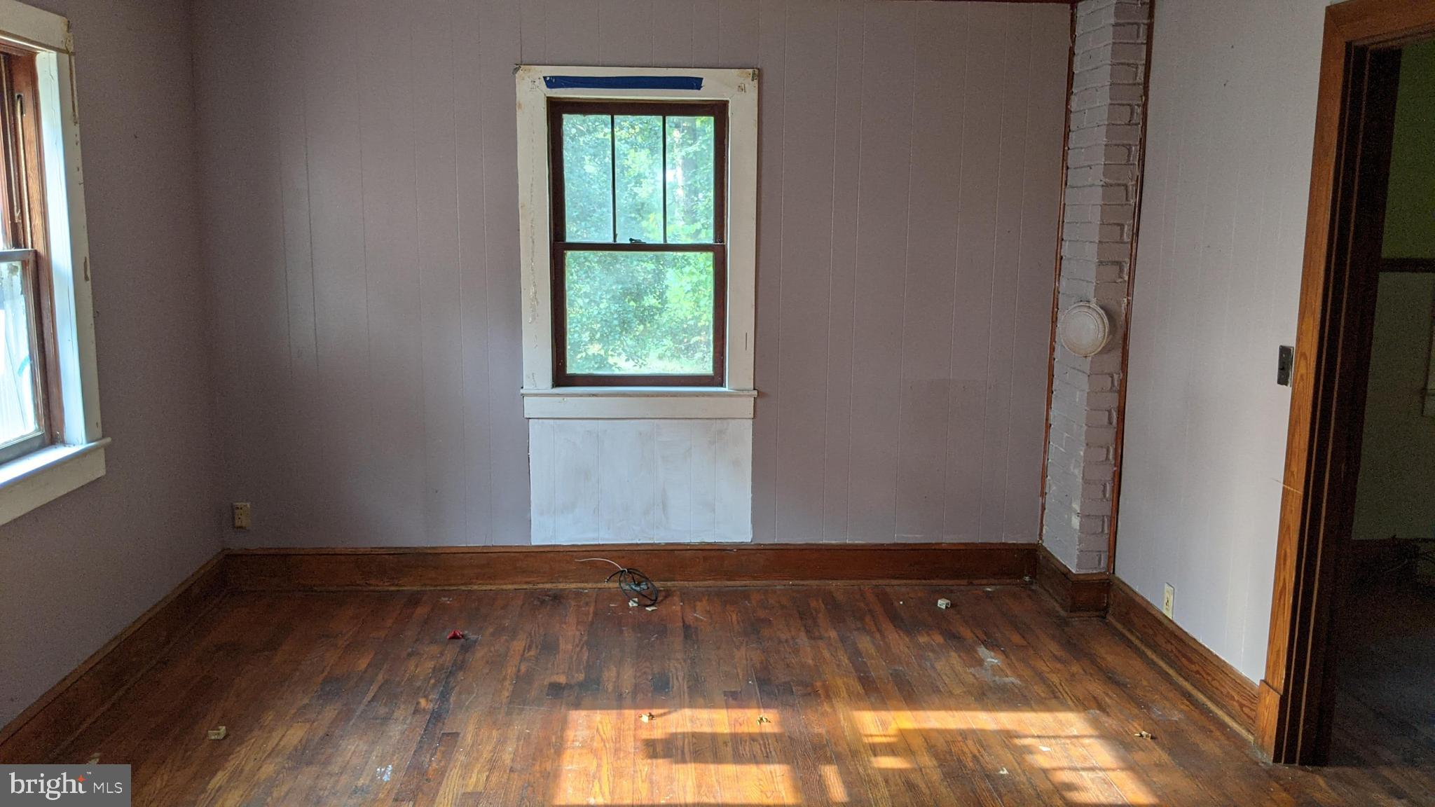 20459 Lahore Road Orange, VA 22960 - Photo 12 of 15 Living room