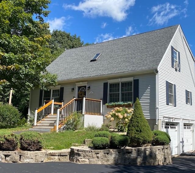 59 Varney Road Dover, NH 03820 - Photo 1 of 14