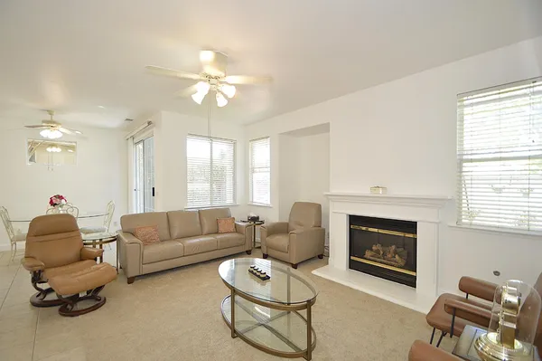 $609,997 | 1756 North Holly Avenue, Clovis, CA 93619