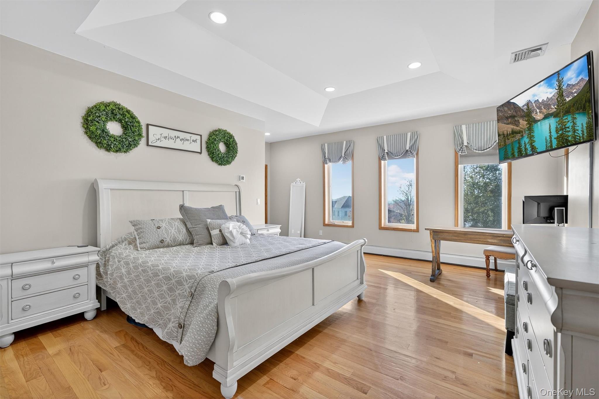 30 Heather Court Middletown, NY 10941 - Photo 17 of 50 a bedroom with a bed and a large window