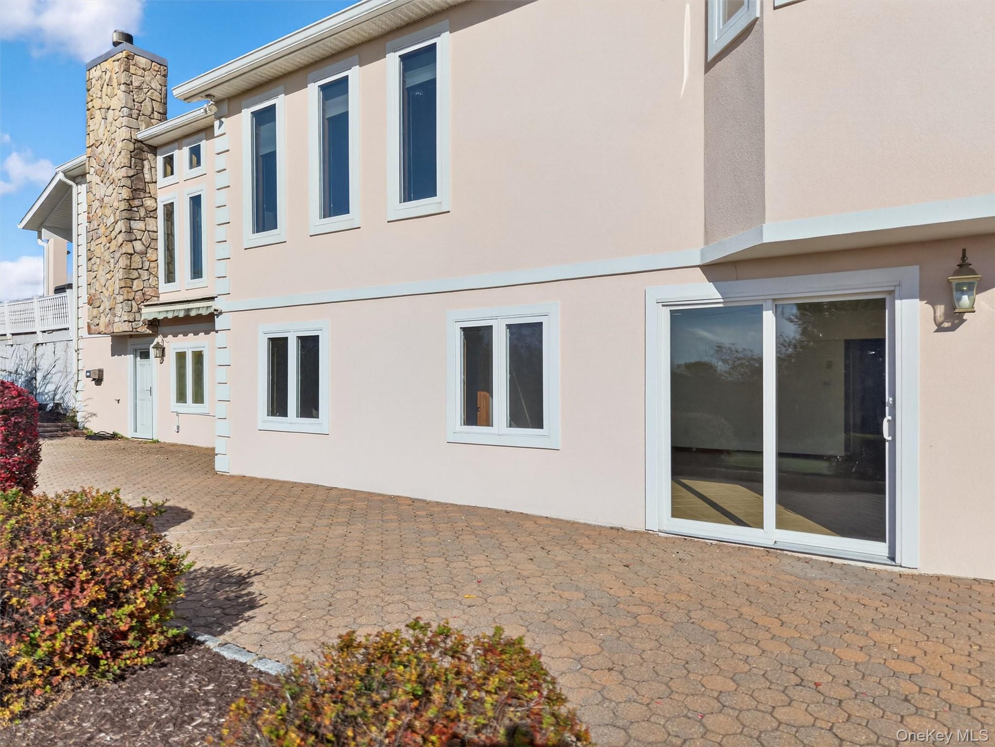 30 Heather Court Middletown, NY 10941 - Photo 40 of 50 a front view of a house with a yard