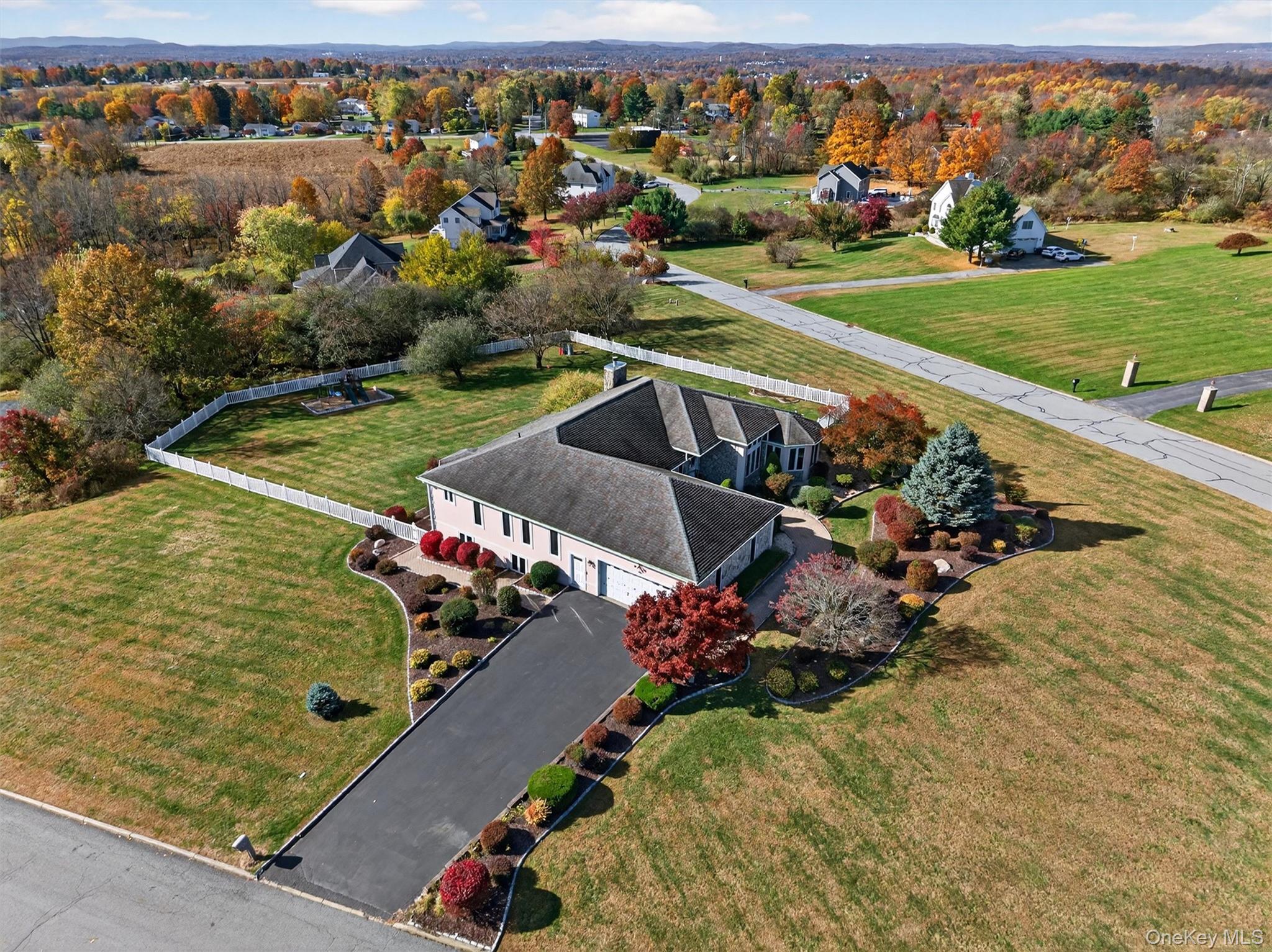 30 Heather Court Middletown, NY 10941 - Photo 50 of 50 an aerial view of a house with a garden