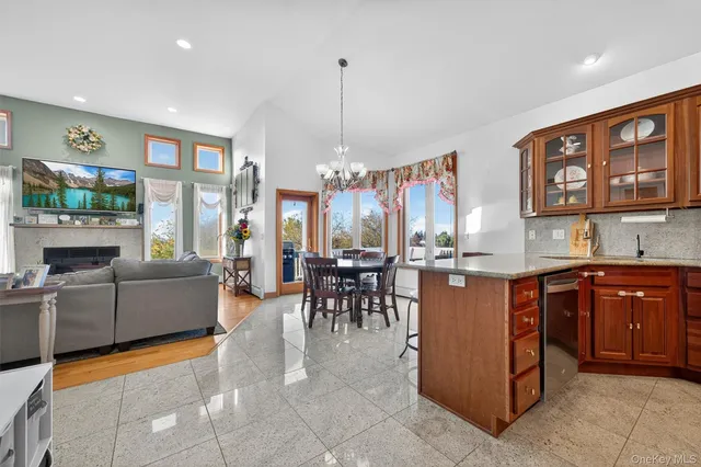 $899,000 | 30 Heather Court, Middletown, NY 10941