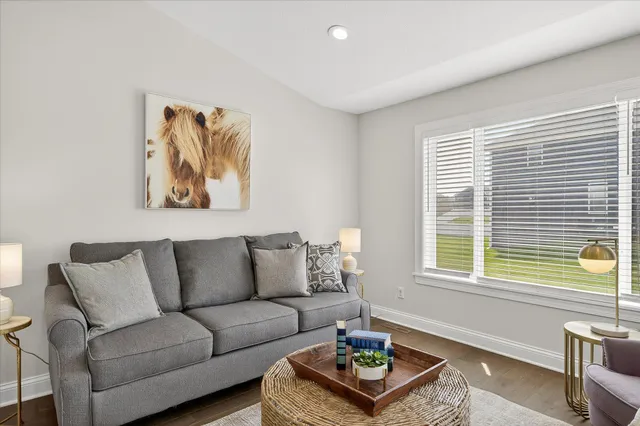 $530,000 | 2804 Trinity Drive, Shakopee, MN 55379