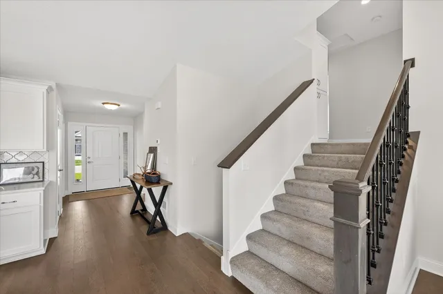 $530,000 | 2804 Trinity Drive, Shakopee, MN 55379