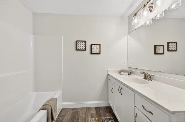 $530,000 | 2804 Trinity Drive, Shakopee, MN 55379