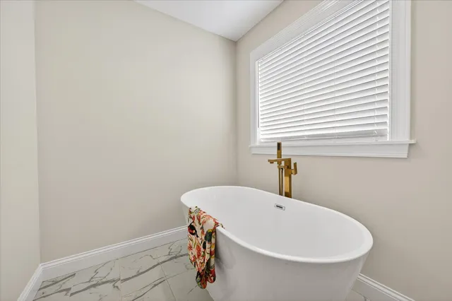 $530,000 | 2804 Trinity Drive, Shakopee, MN 55379