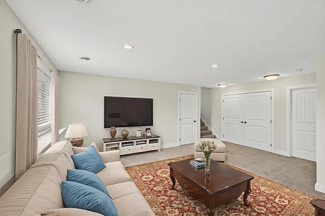 $530,000 | 2804 Trinity Drive, Shakopee, MN 55379