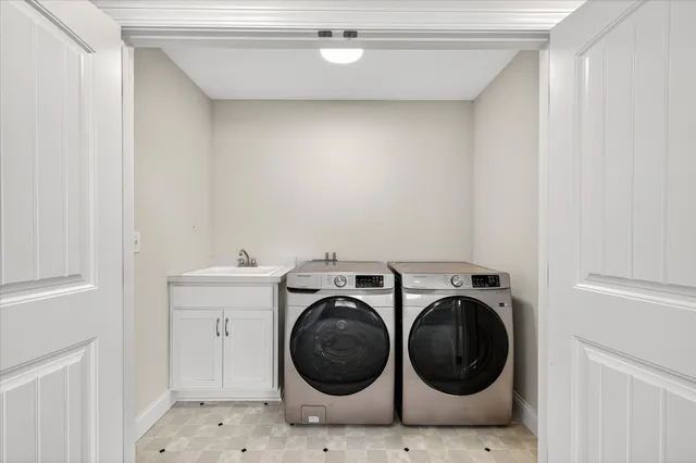 $530,000 | 2804 Trinity Drive, Shakopee, MN 55379