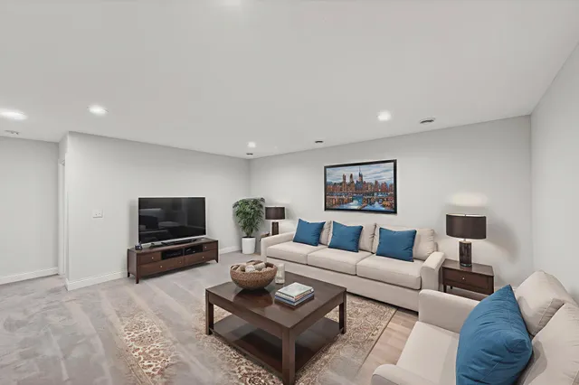 $530,000 | 2804 Trinity Drive, Shakopee, MN 55379