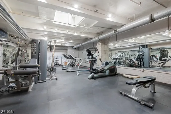 $725,000 | 300 Communipaw Avenue, Unit 154, Jersey City, NJ 07304