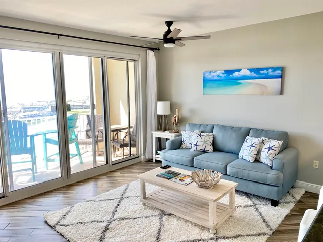 $439,000 | 122 Seascape Drive, Unit 1406, Destin, FL 32550